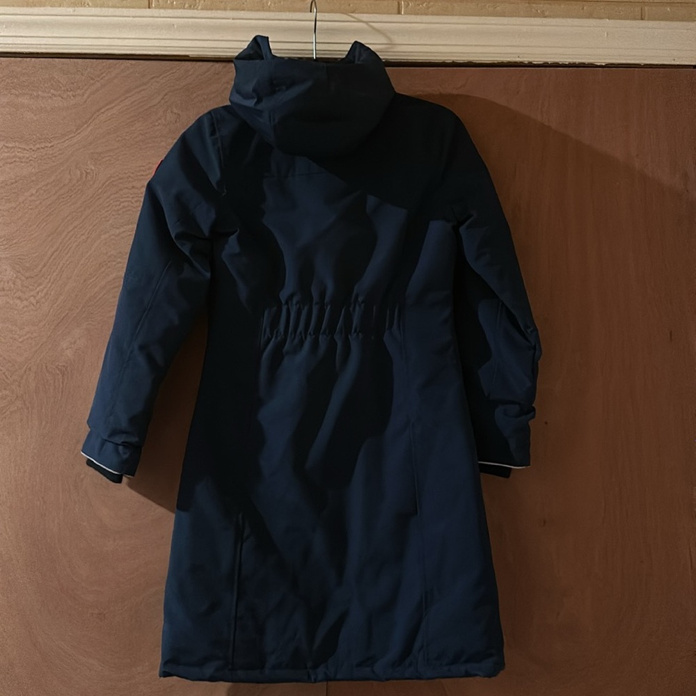 Brand New Canada Goosse with Tags Girls size 10/12
Retail price $895 - Picture 2 of 8